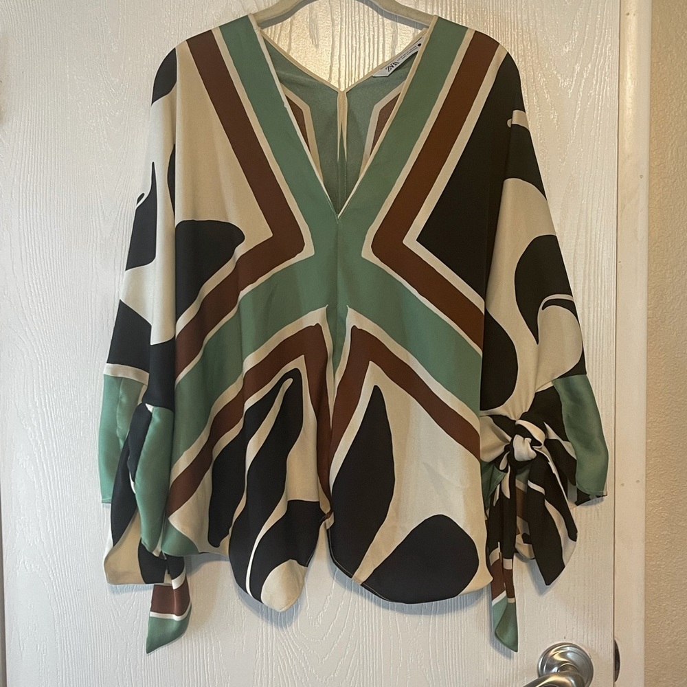 ZARA Oversized Batwing Geometric Blouse